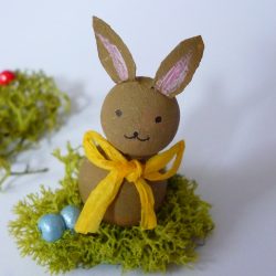 DIY-Ideen für Ostern: Osterhase aus Holzkugeln