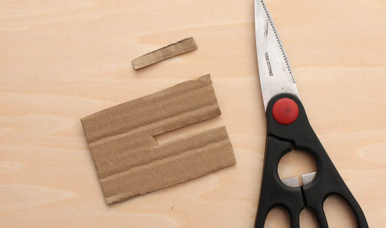 Bommel Für Mütze Selber Machen Mit Pappe DIY: Bommel selber machen – 3 Varianten | Anleitung & Tipps