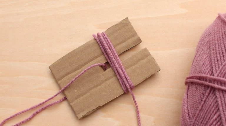 Bommel Für Mütze Selber Machen Mit Pappe DIY: Bommel selber machen – 3 Varianten | Anleitung & Tipps